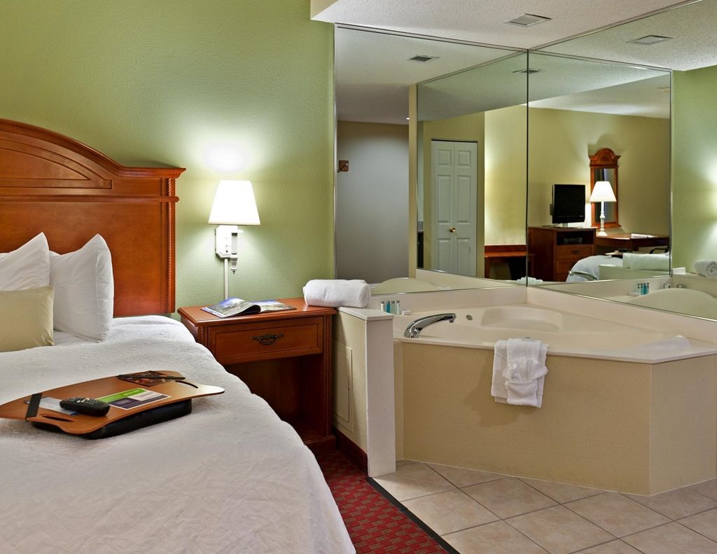 Hampton Inn Concord/Каннаполис Номер фото